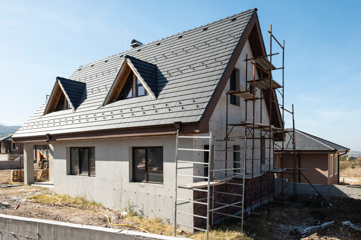 Ile kosztuje budowa domu? Kluczowe kwestie do uwzględnienia przy planowaniu
