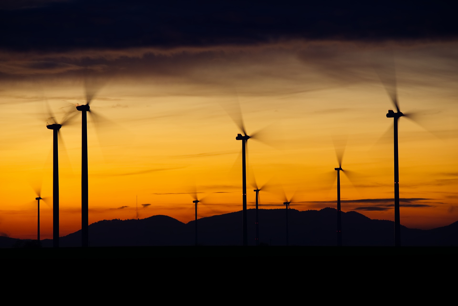Magazyn energii 10kW – na ile wystarczy?